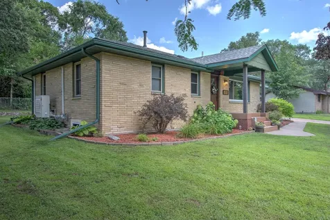 2850 Holly Street S Cambridge MN 55008