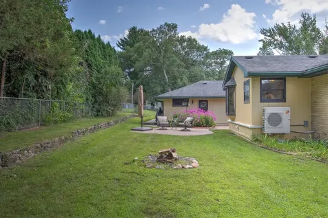 2850 Holly Street S Cambridge MN 55008