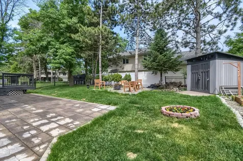 9664 Wynstone Drive Woodbury MN 55125