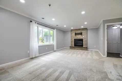 9664 Wynstone Drive Woodbury MN 55125