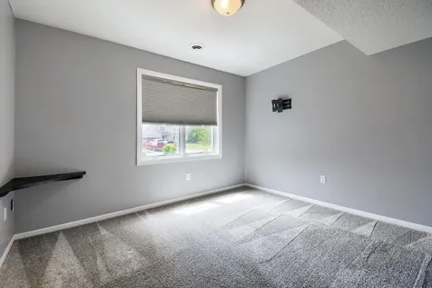 9664 Wynstone Drive Woodbury MN 55125