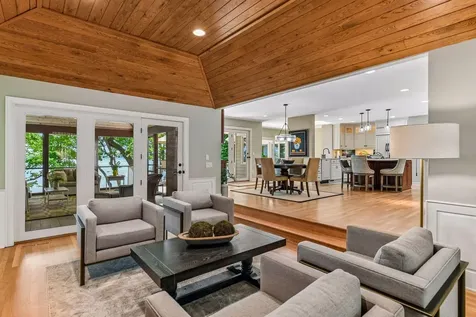 6306 Maple Ridge Excelsior MN 55331