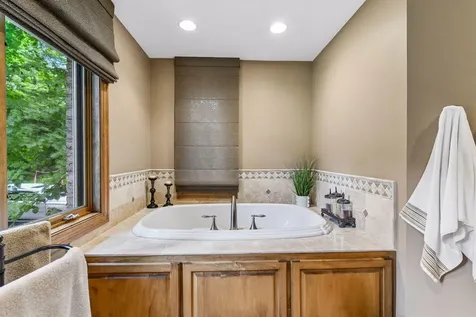 6306 Maple Ridge Excelsior MN 55331