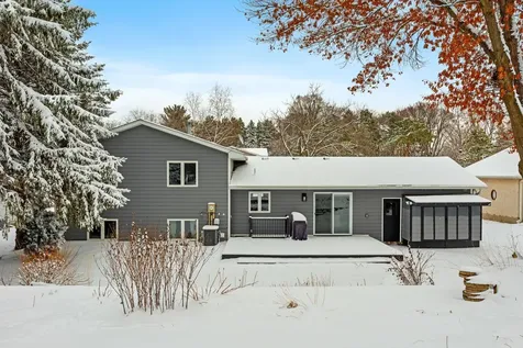 2129 Arkwright Street Maplewood MN 55117