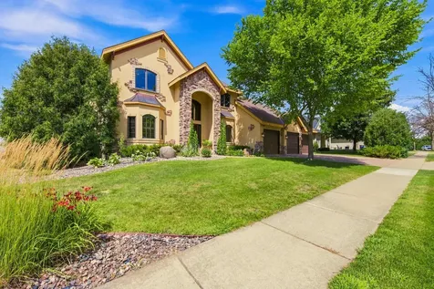 1008 Newhall Drive Faribault MN 55021