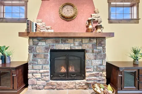 1008 Newhall Drive Faribault MN 55021