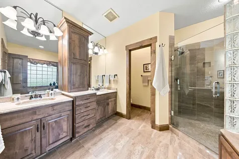 1008 Newhall Drive Faribault MN 55021