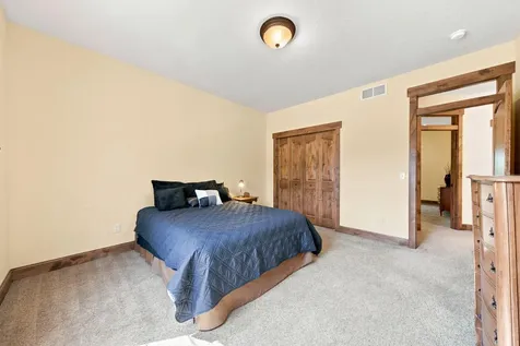 1008 Newhall Drive Faribault MN 55021