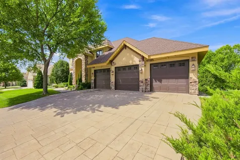 1008 Newhall Drive Faribault MN 55021