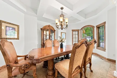 1008 Newhall Drive Faribault MN 55021