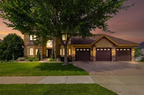 1008 Newhall Drive Faribault MN 55021