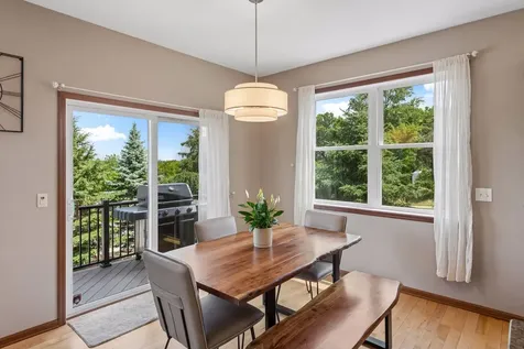 7091 Oak Ridge Court Shakopee MN 55379
