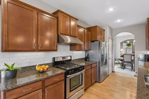 7091 Oak Ridge Court Shakopee MN 55379