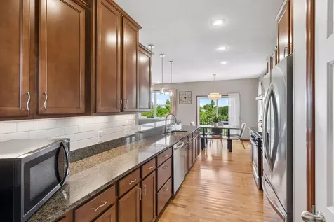 7091 Oak Ridge Court Shakopee MN 55379