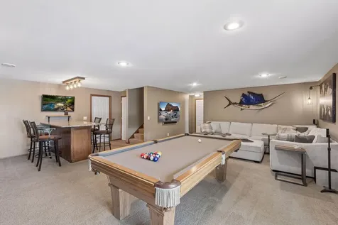 7091 Oak Ridge Court Shakopee MN 55379