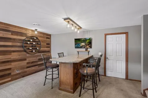 7091 Oak Ridge Court Shakopee MN 55379