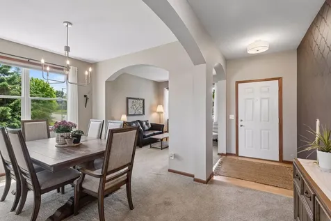 7091 Oak Ridge Court Shakopee MN 55379