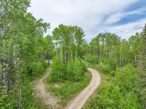 1152 Fernberg Road Ely MN 55731
