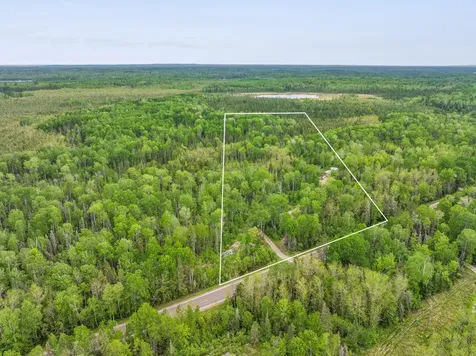 1152 Fernberg Road Ely MN 55731