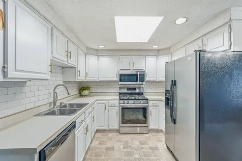 857 Rose Avenue E Saint Paul MN 55106