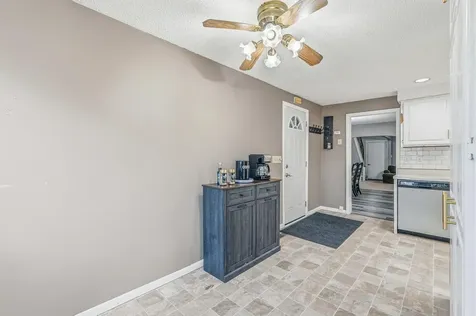 857 Rose Avenue E Saint Paul MN 55106