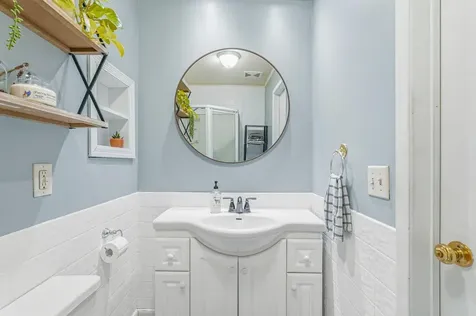 857 Rose Avenue E Saint Paul MN 55106
