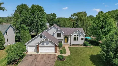 1225 Earle Way Burnsville MN 55306