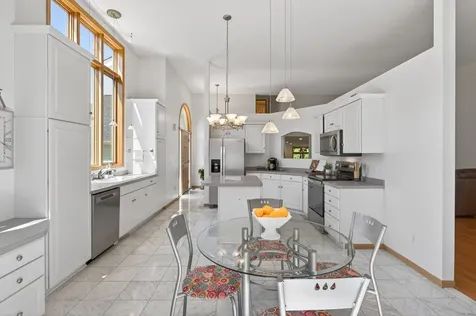 1225 Earle Way Burnsville MN 55306