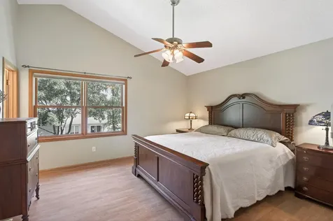 1225 Earle Way Burnsville MN 55306