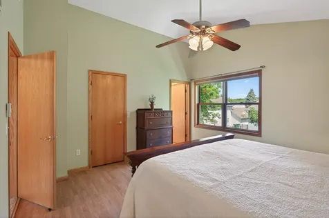 1225 Earle Way Burnsville MN 55306