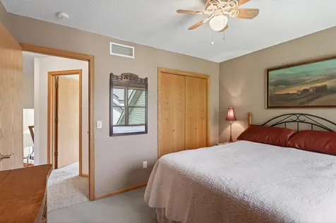 1225 Earle Way Burnsville MN 55306