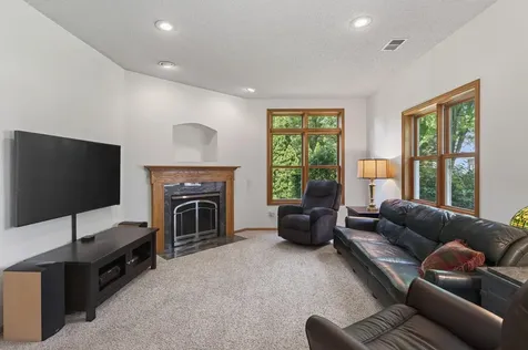 1225 Earle Way Burnsville MN 55306