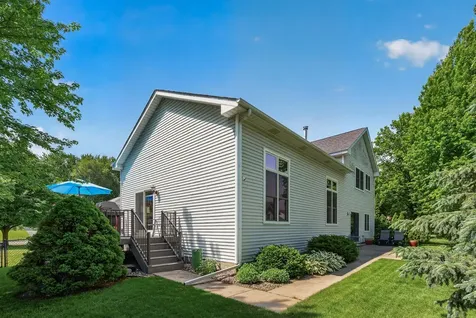 1225 Earle Way Burnsville MN 55306