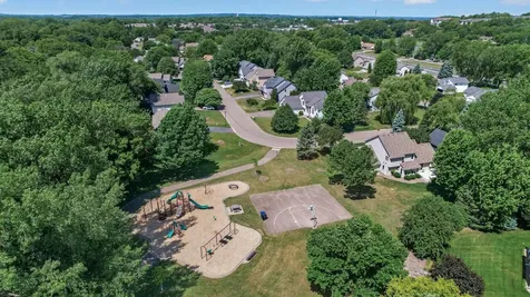 1225 Earle Way Burnsville MN 55306