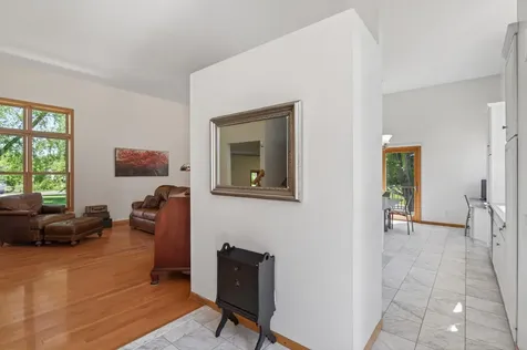 1225 Earle Way Burnsville MN 55306