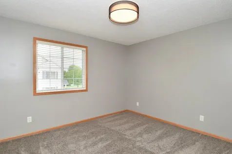 14203 Augusta Way Rosemount MN 55068