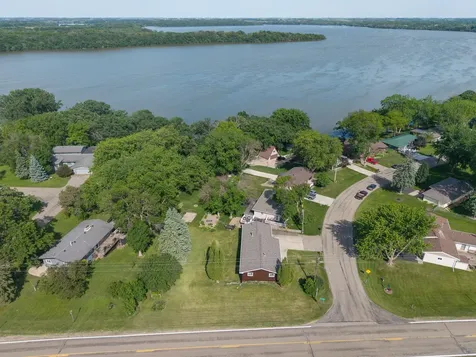 2101 Kenneth Drive Albert Lea MN 56007