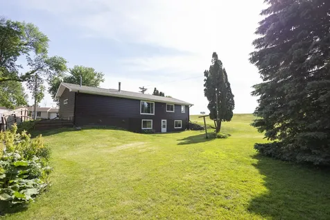 2101 Kenneth Drive Albert Lea MN 56007