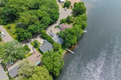 428 Glenbrook Avenue N Oakdale MN 55128