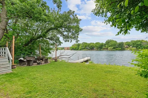 428 Glenbrook Avenue N Oakdale MN 55128