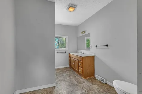 31698 Cedar Crest Trail NE North Branch MN 55056