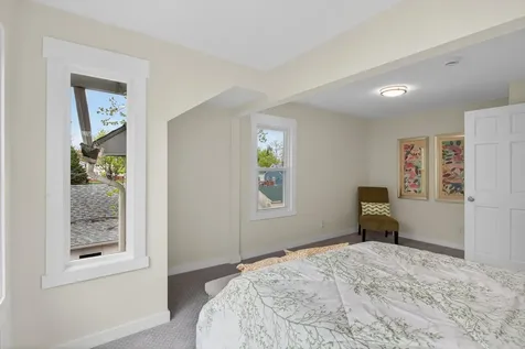 1806 Sherwood Avenue Saint Paul MN 55119