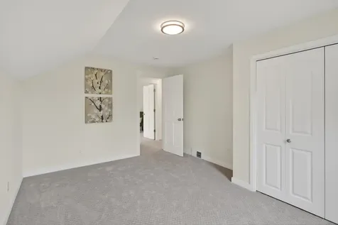1806 Sherwood Avenue Saint Paul MN 55119
