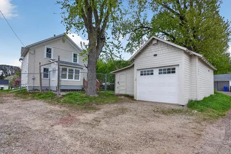 1806 Sherwood Avenue Saint Paul MN 55119