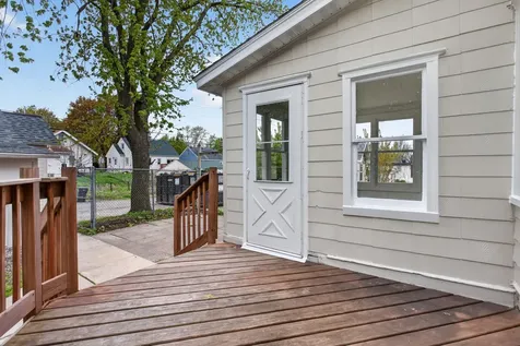 1806 Sherwood Avenue Saint Paul MN 55119