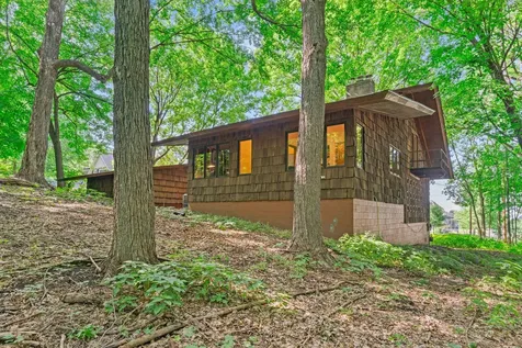 27665 Island View Road Excelsior MN 55331