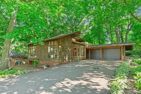 27665 Island View Road Excelsior MN 55331