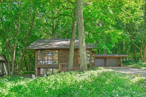 27665 Island View Road Excelsior MN 55331