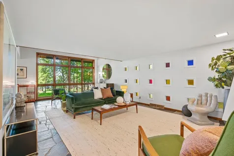 27665 Island View Road Excelsior MN 55331