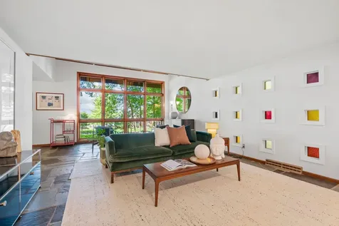 27665 Island View Road Excelsior MN 55331